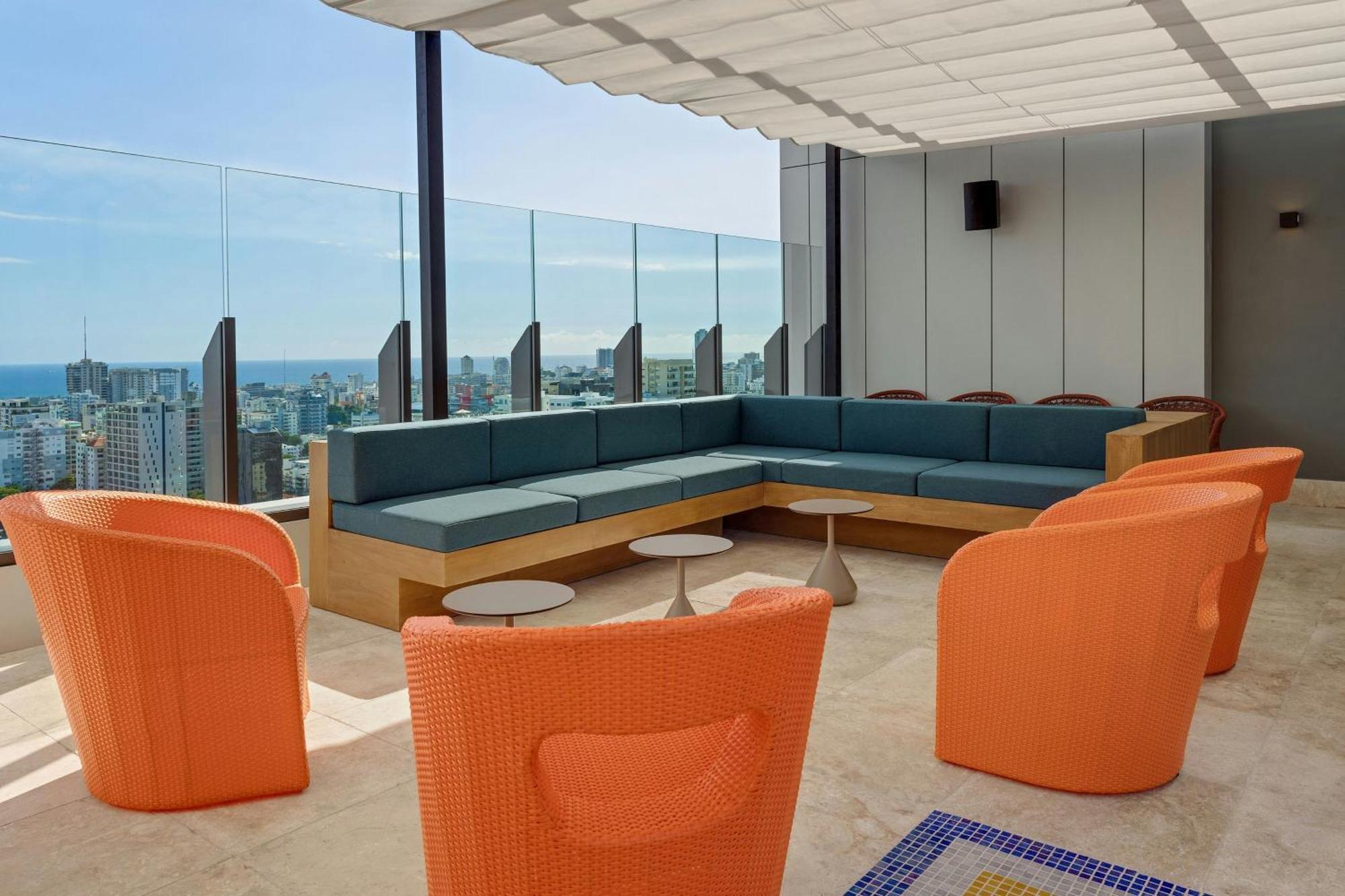 ホテル Aloft Santo Domingo Piantini エクステリア 写真