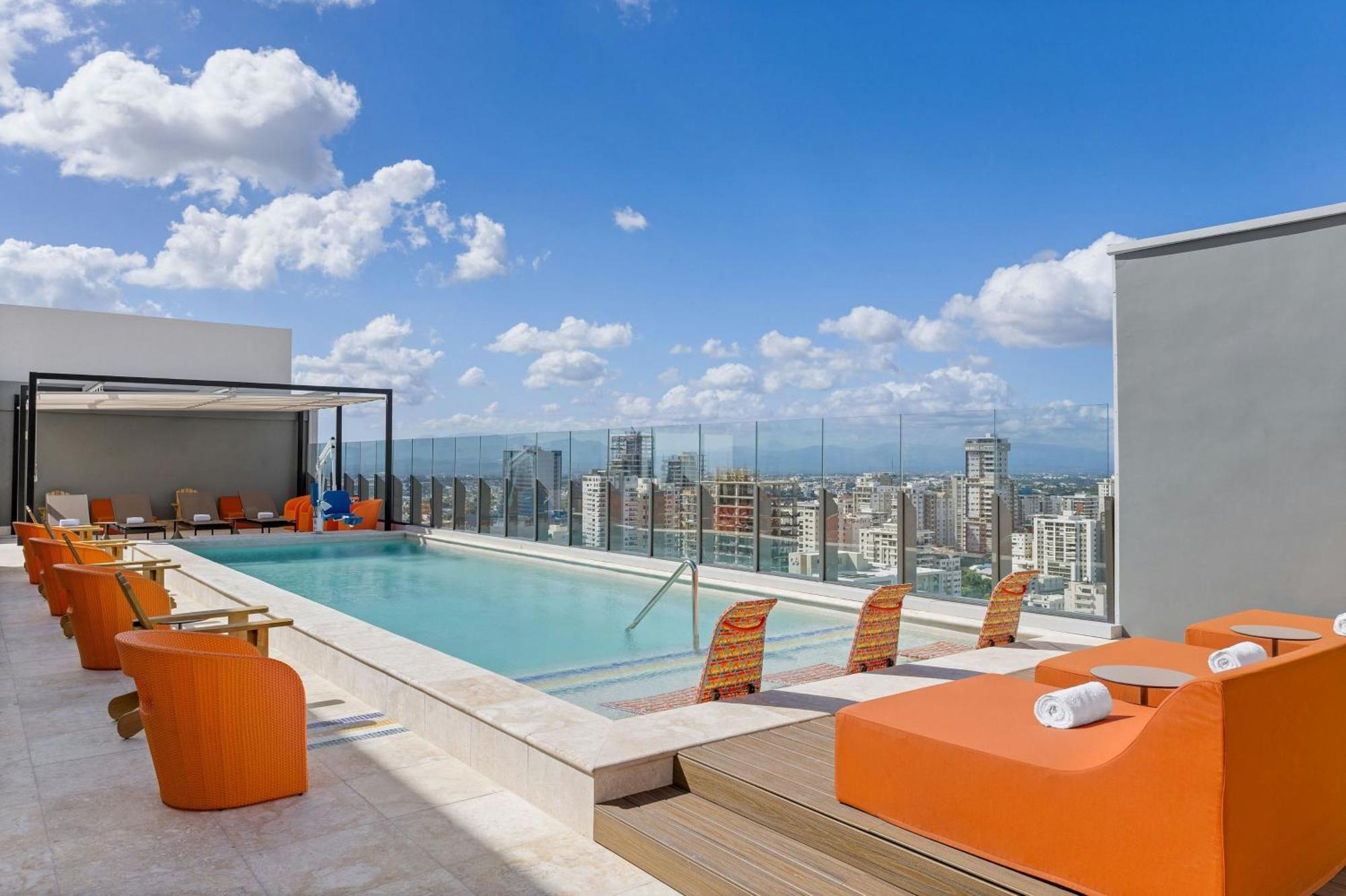 ホテル Aloft Santo Domingo Piantini エクステリア 写真